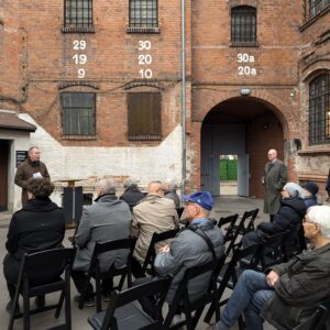 Dr. Frank Stucke begrüßt die Anwesenden